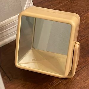 Genuine True Mirror  See The Real You Through This Non-Reversing Mirror